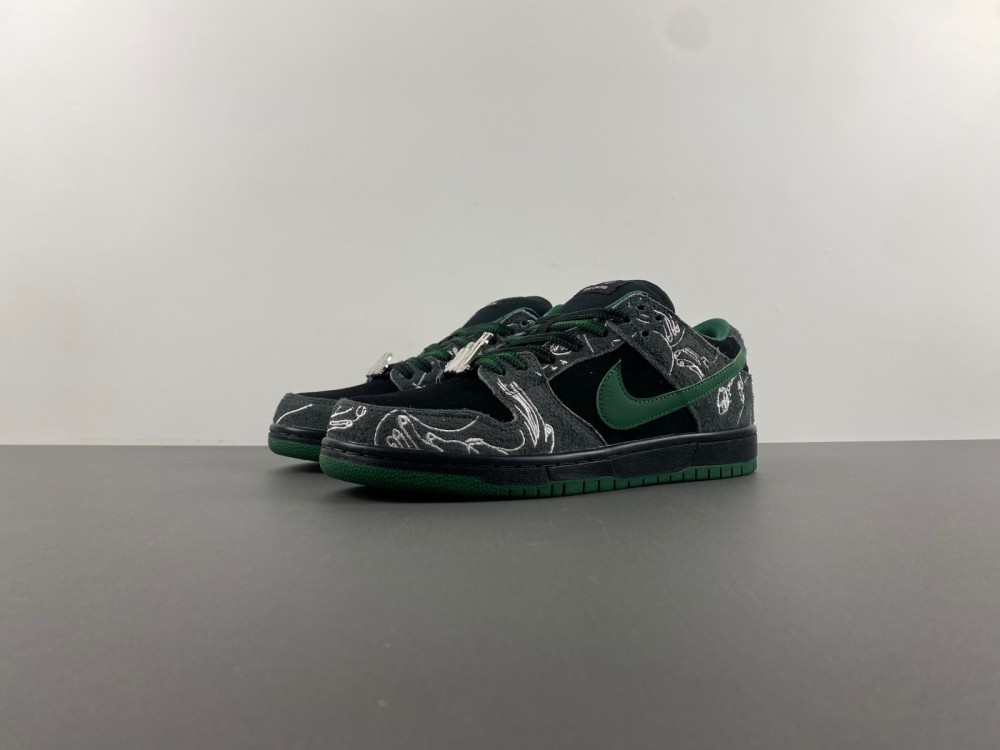 Nike SB Dunk Low There Skateboards HF7743-001