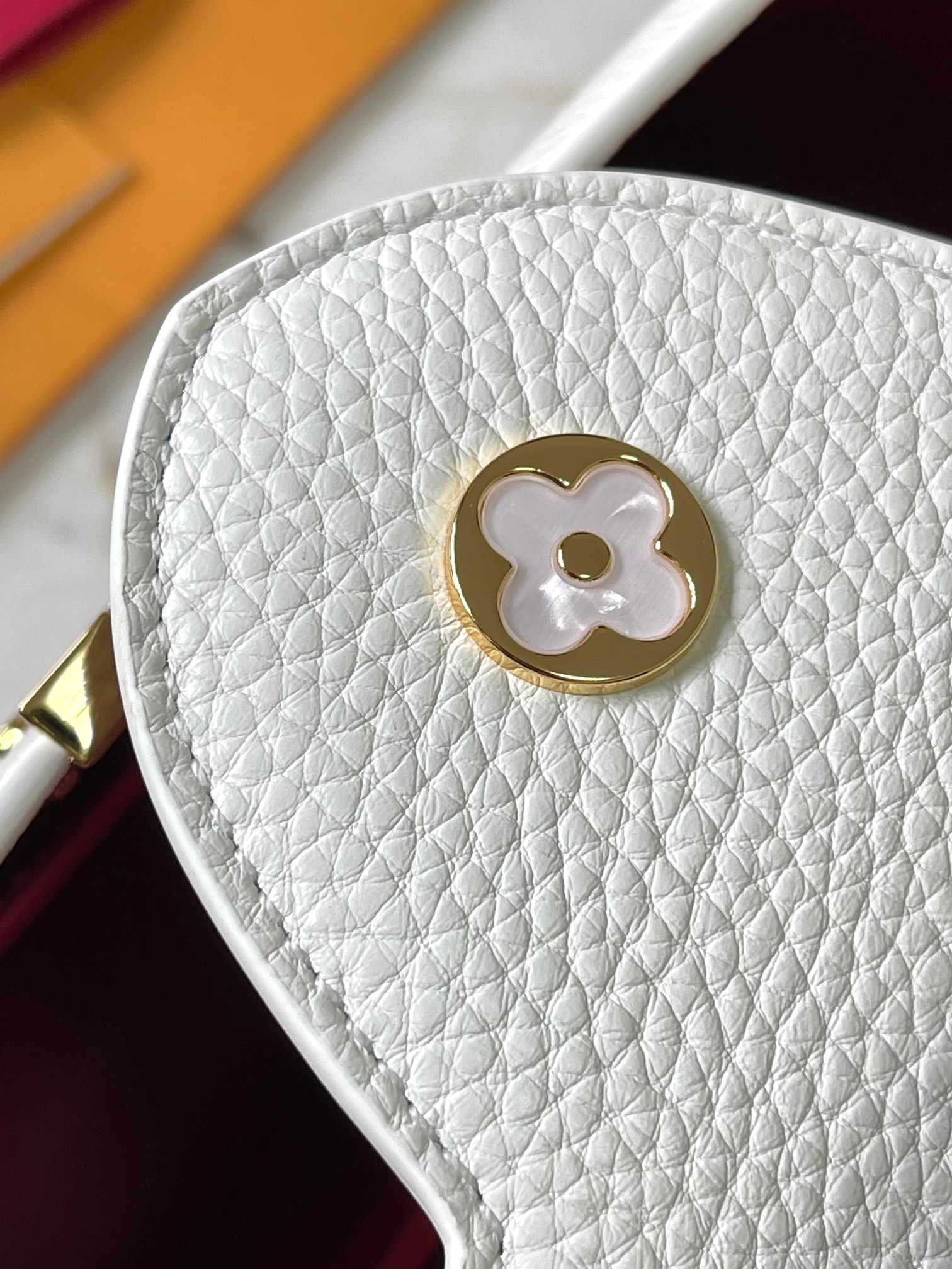 LsVttn Capucines Capushell 27cm