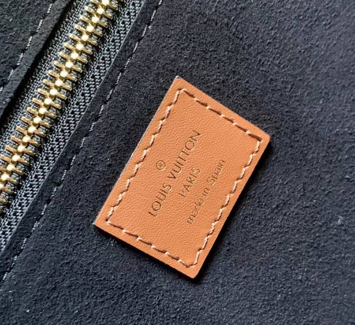 LsVttn Neverfull MM Noir Monogram M45856 31cm