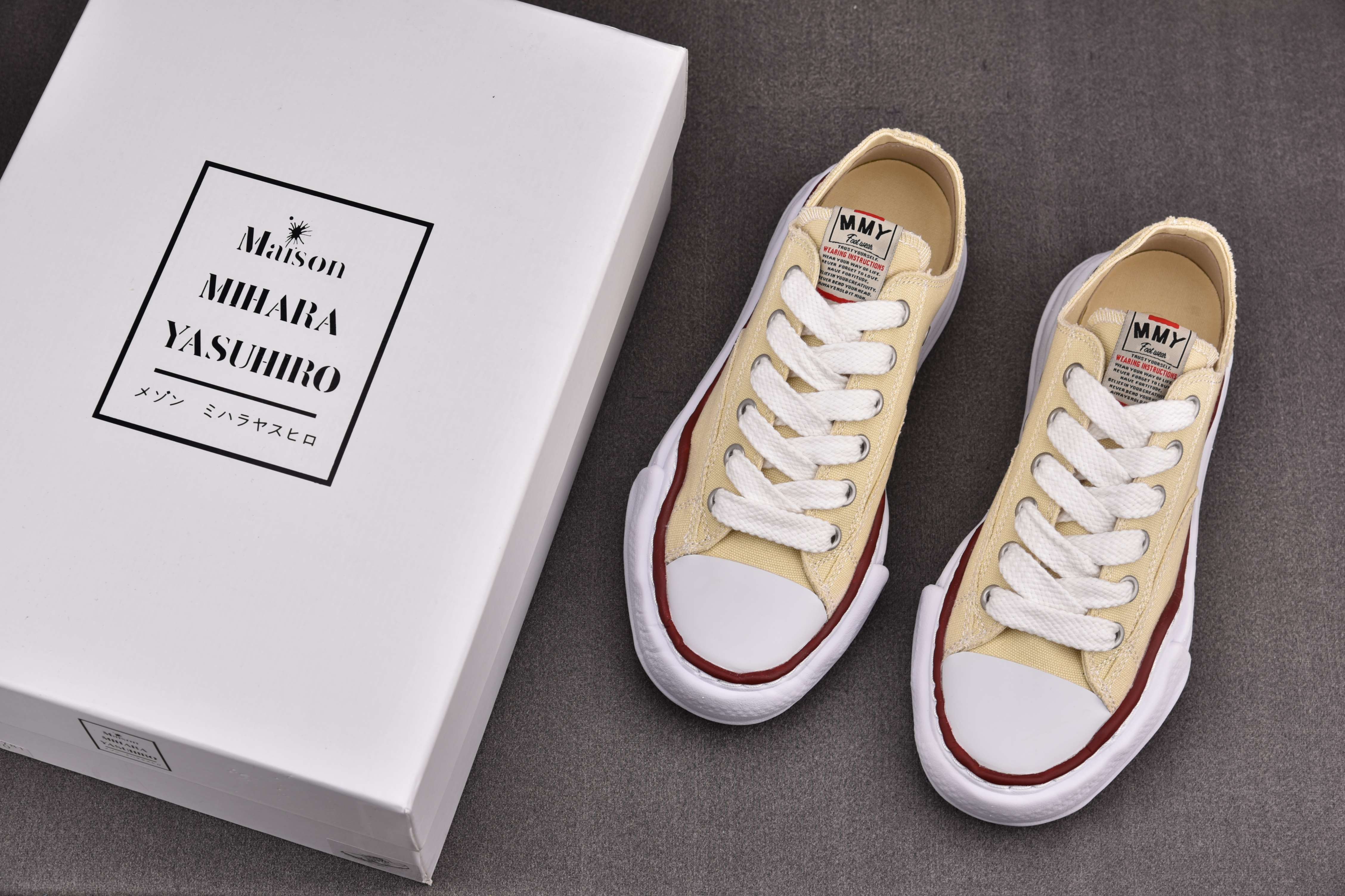 Mais0n Mihara Yasuhir0 yellow