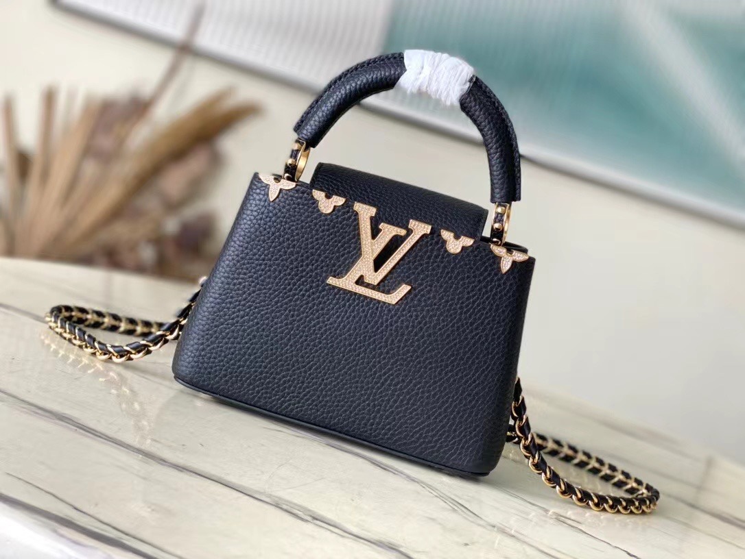 LsVttn Bag 126123319 21cm black