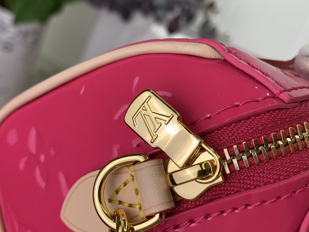 LsVttn Bag 63123202pink16cm