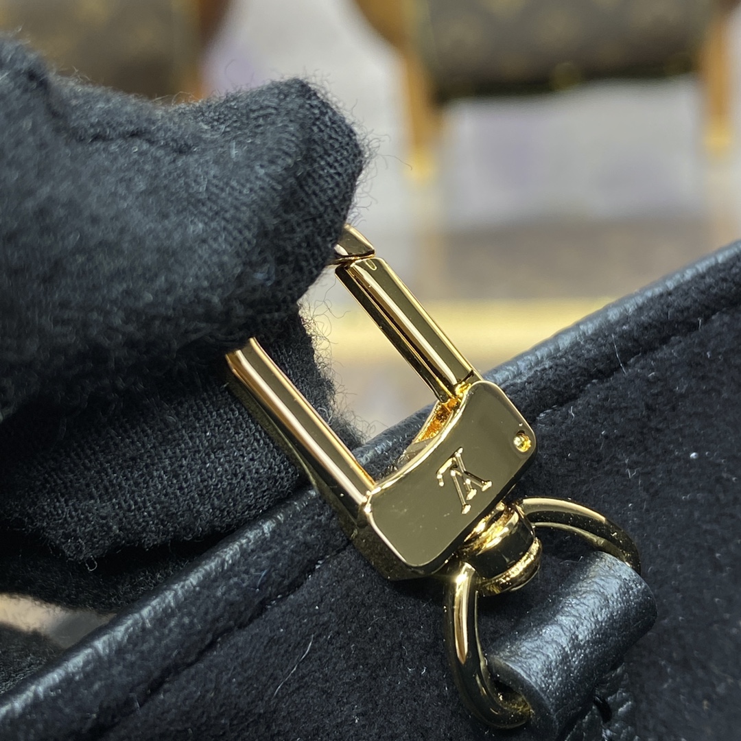 LsVttn Bag 55123172 18cm