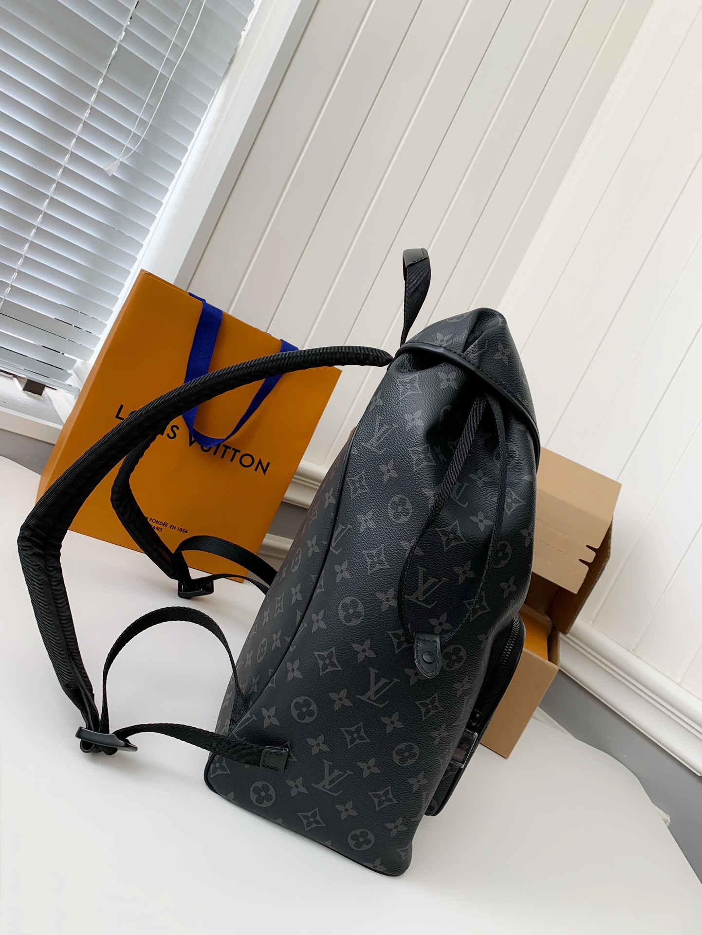 LsVttn Bag 70123203 32cm