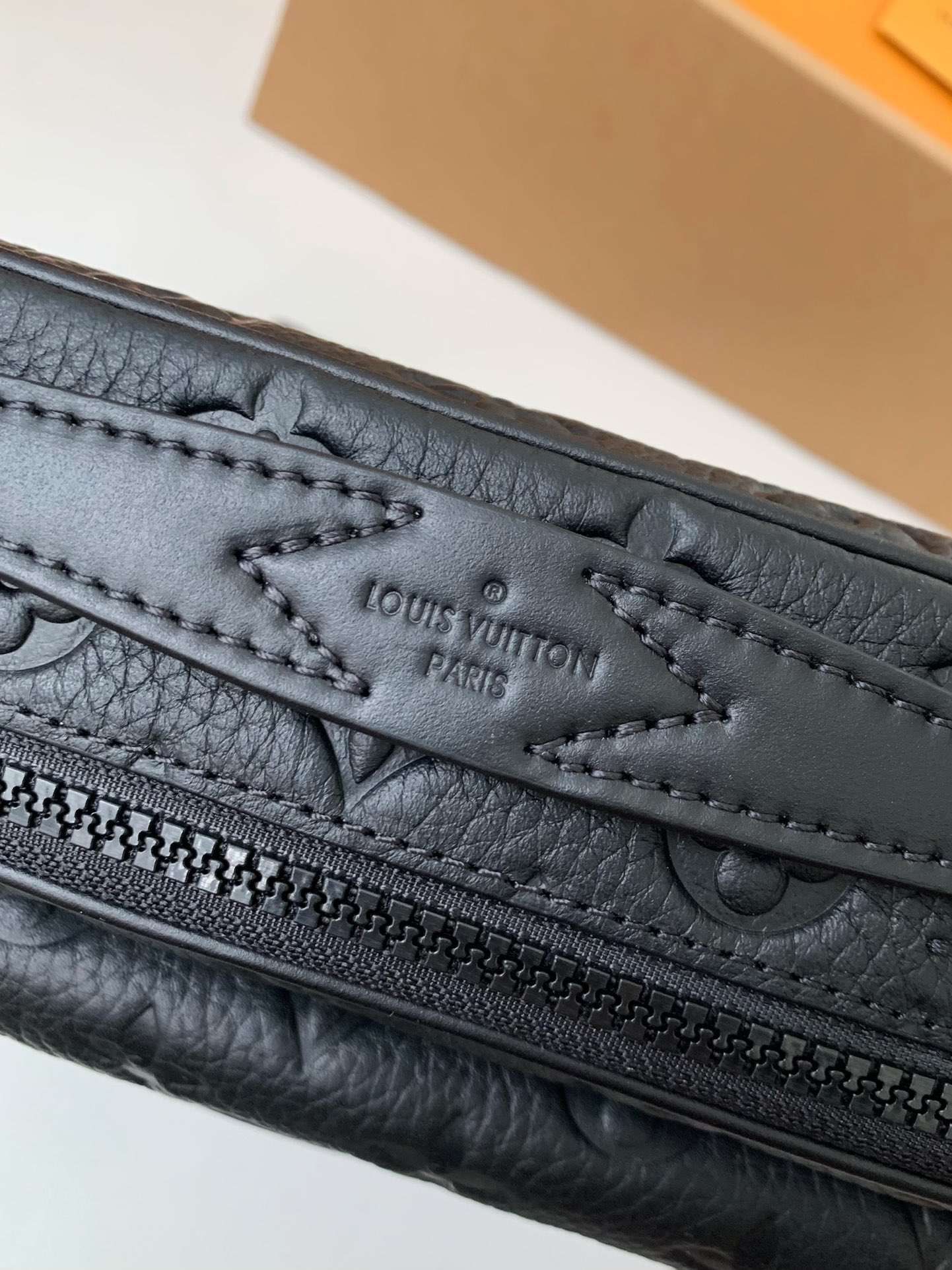 LsVttn Bag 78123212 22cm