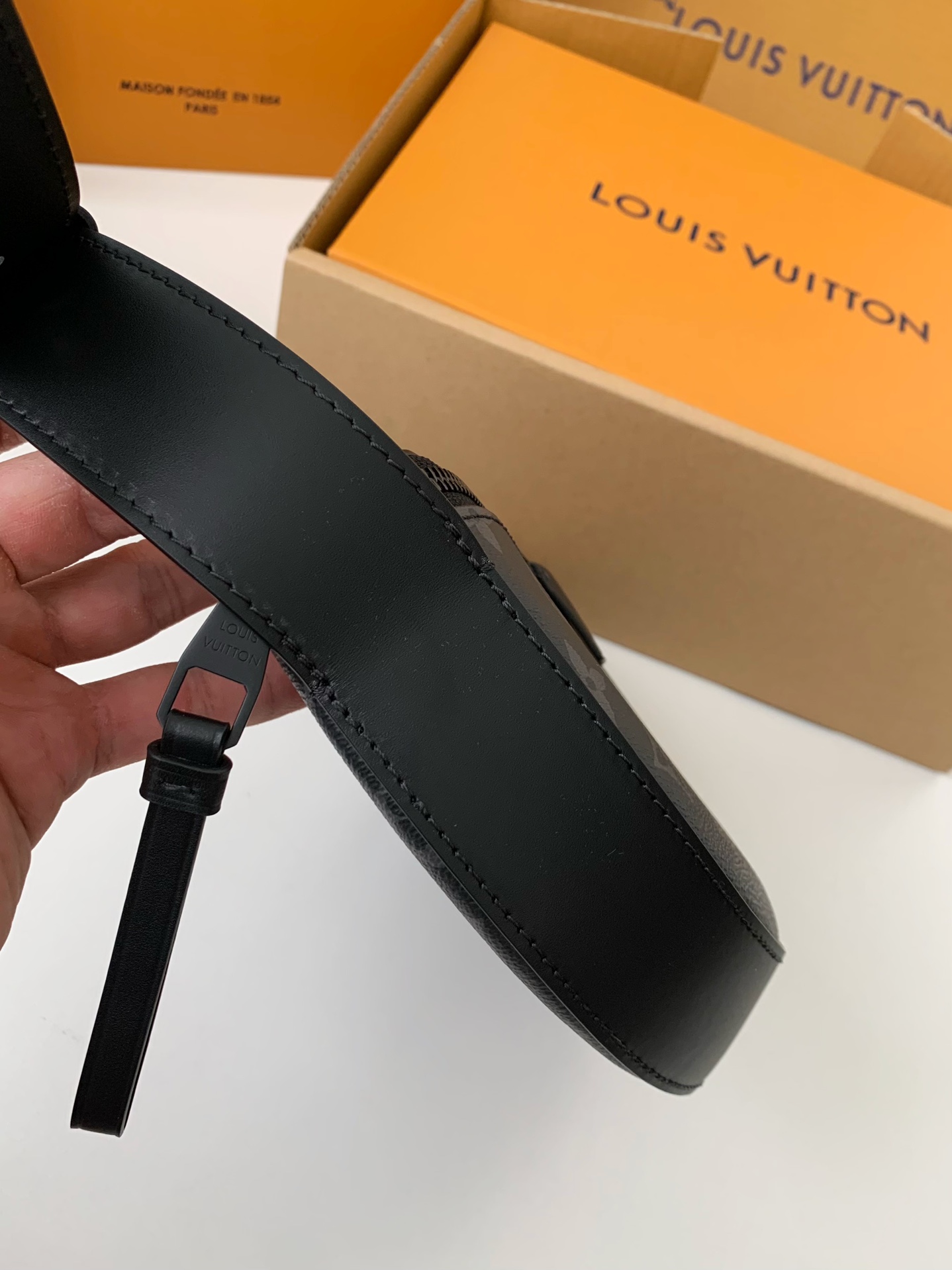 LsVttn 55123172 24.5cm