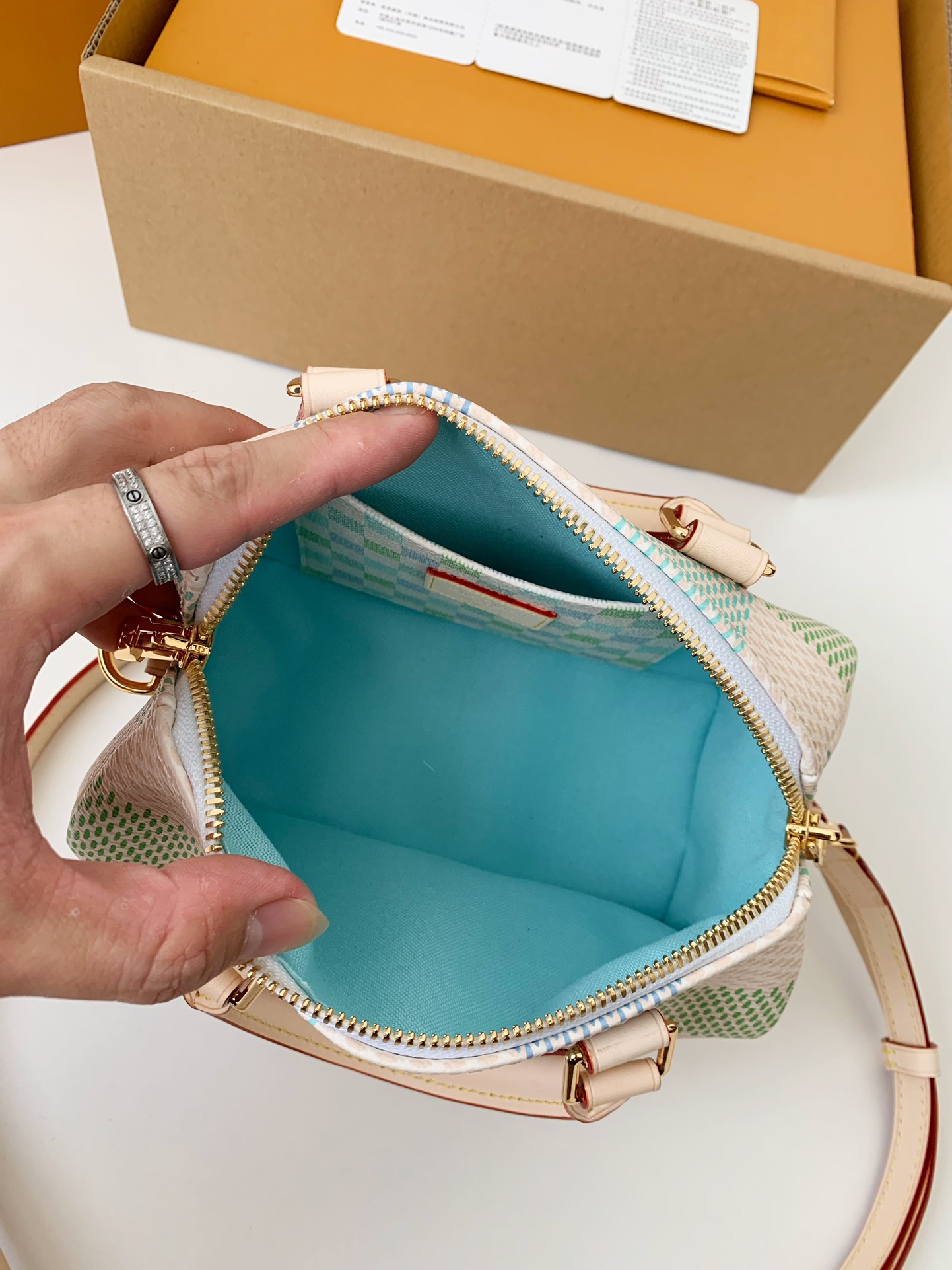 LsVttn Bag 60123179 20cm