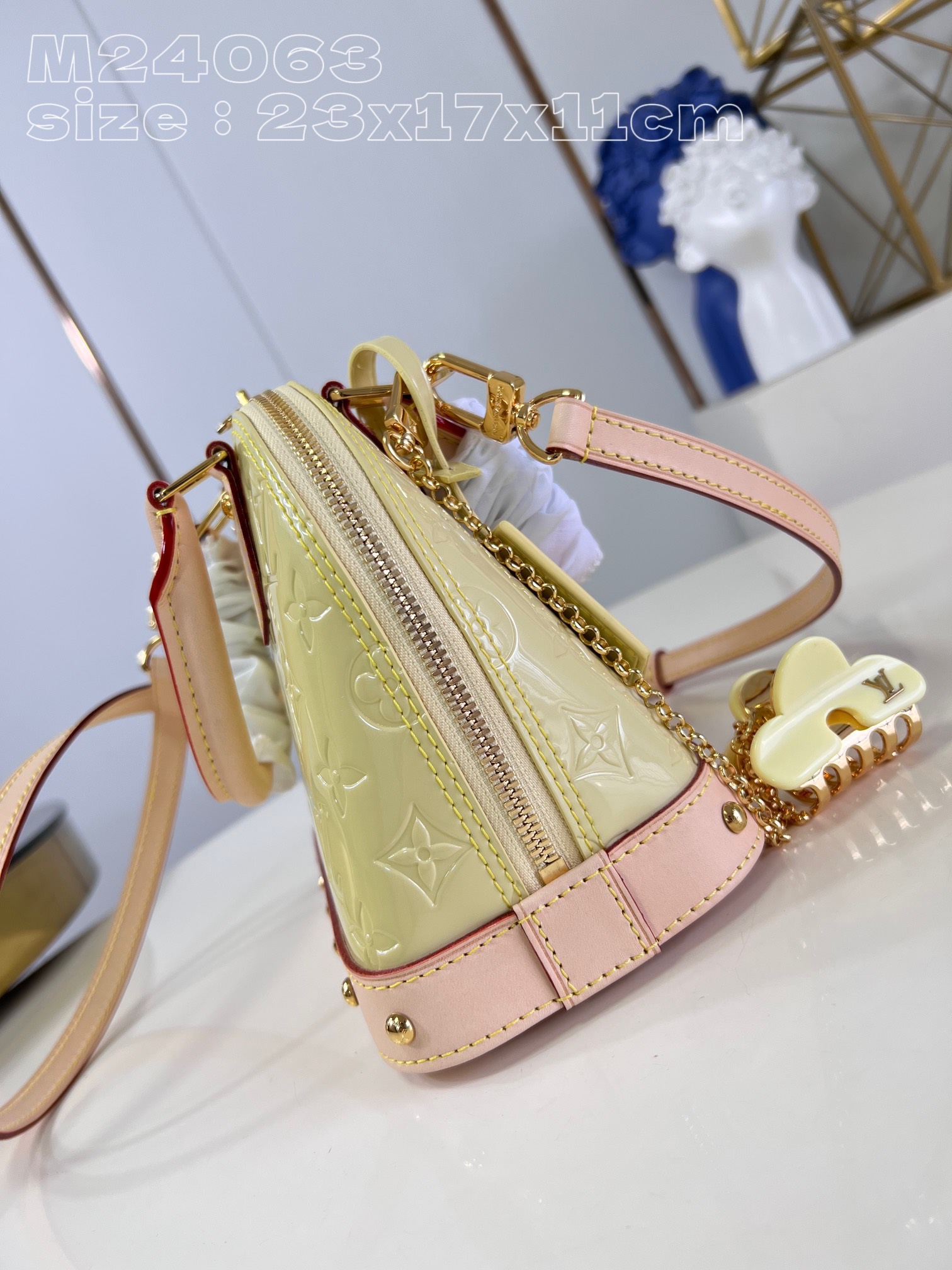 LsVttn Bag 86123234 yellow23.5cm