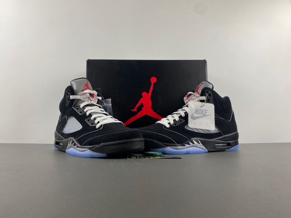 Air Jordan 5 Black Metallic Reimagined HF3975-001