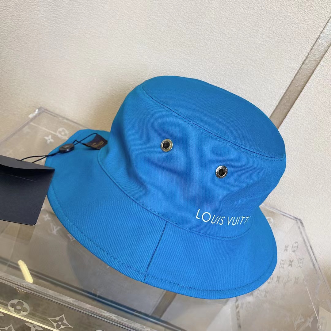 LV BUCKET HAT