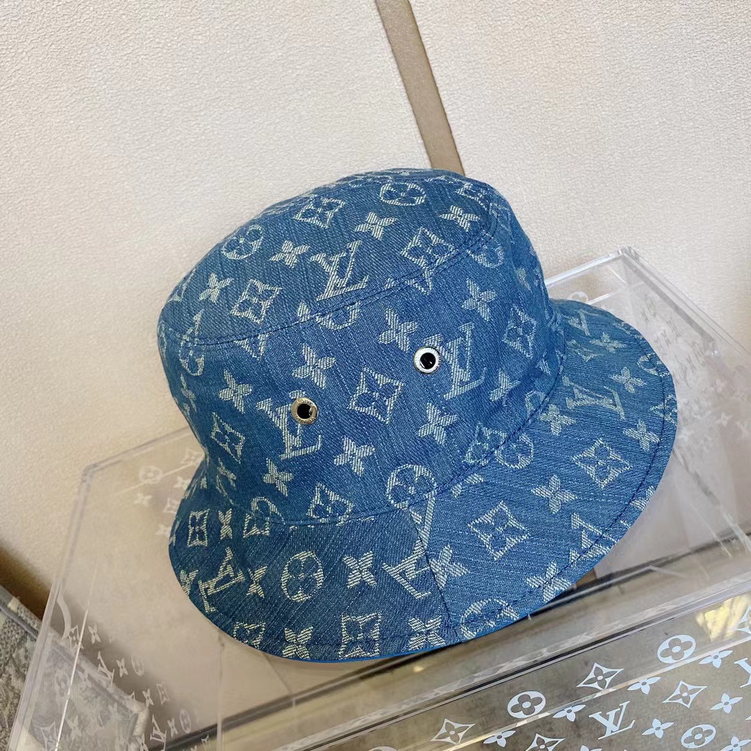 LV BUCKET HAT