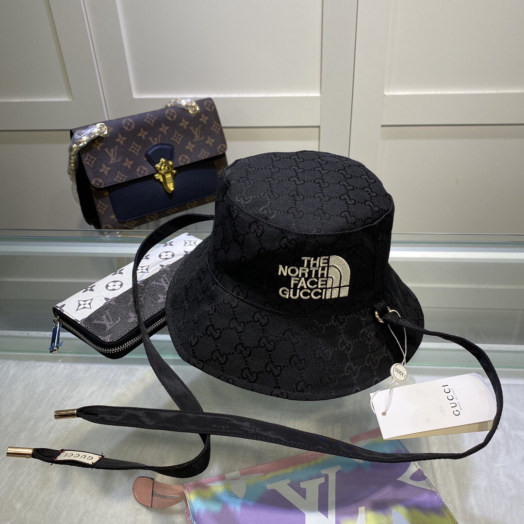 Gucci reversible hat