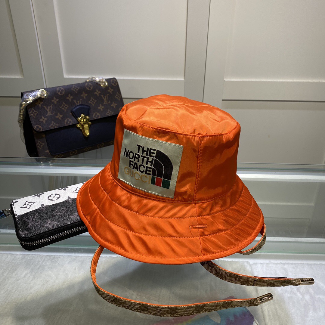 Gucci reversible hat