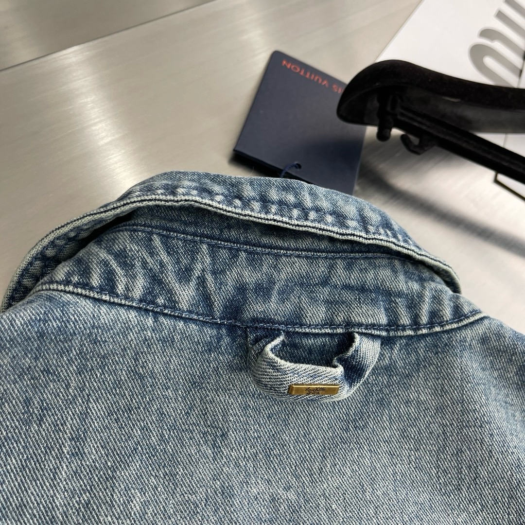 LsVttn shirt shorts Set