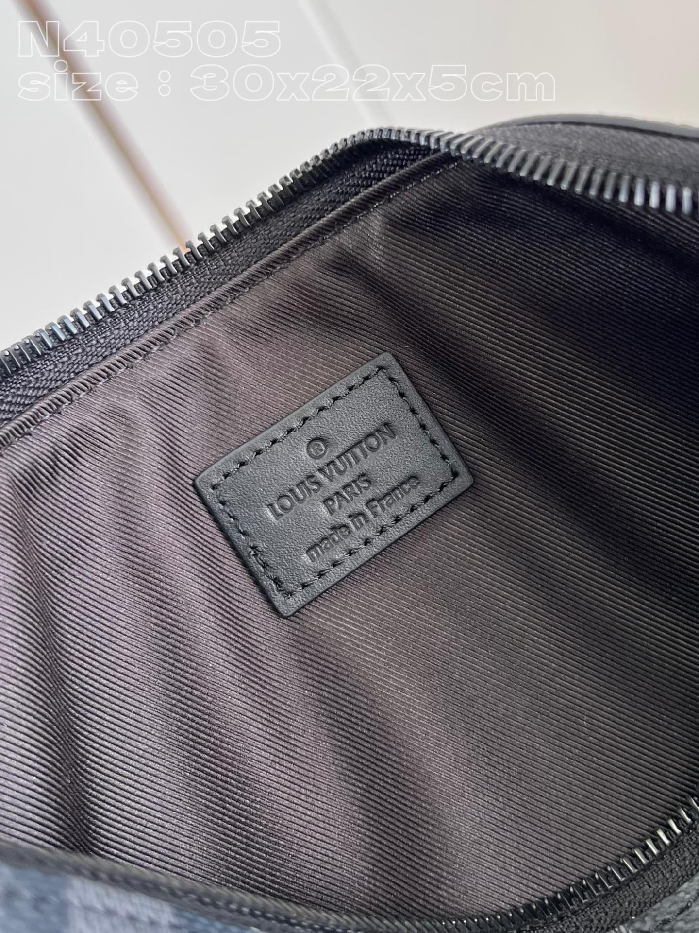 Takeoff Pouch N40505