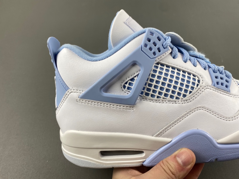 Air Jordan 4 “Forget Me Not” HV0823-100
