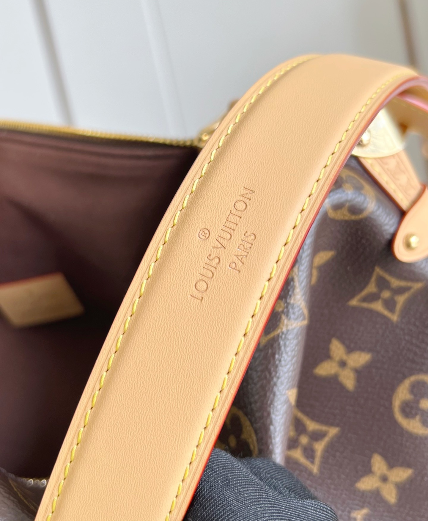 LsVttn Side Trunk GM M14513