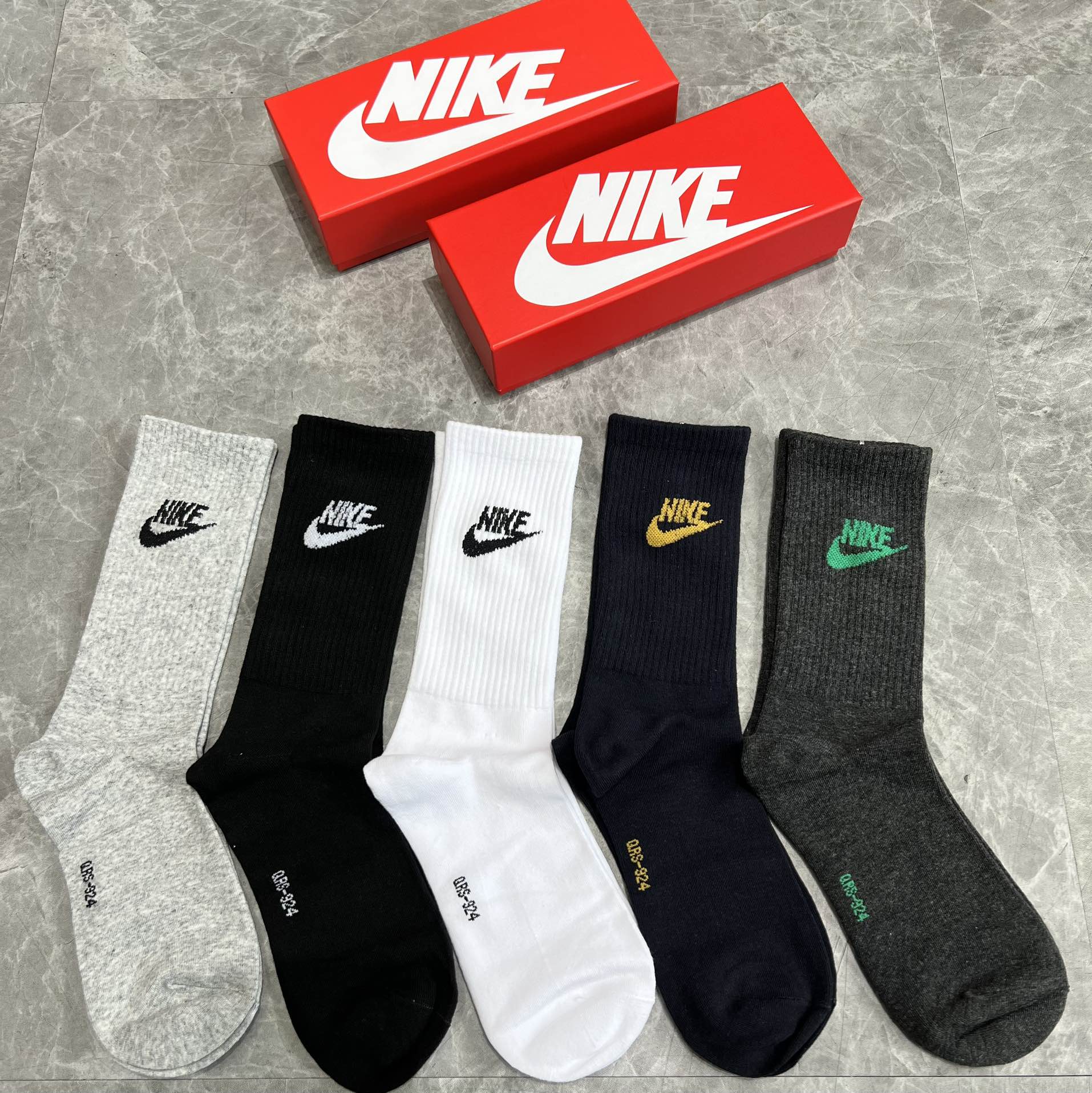 Nike Socks 5 pieces per box 01