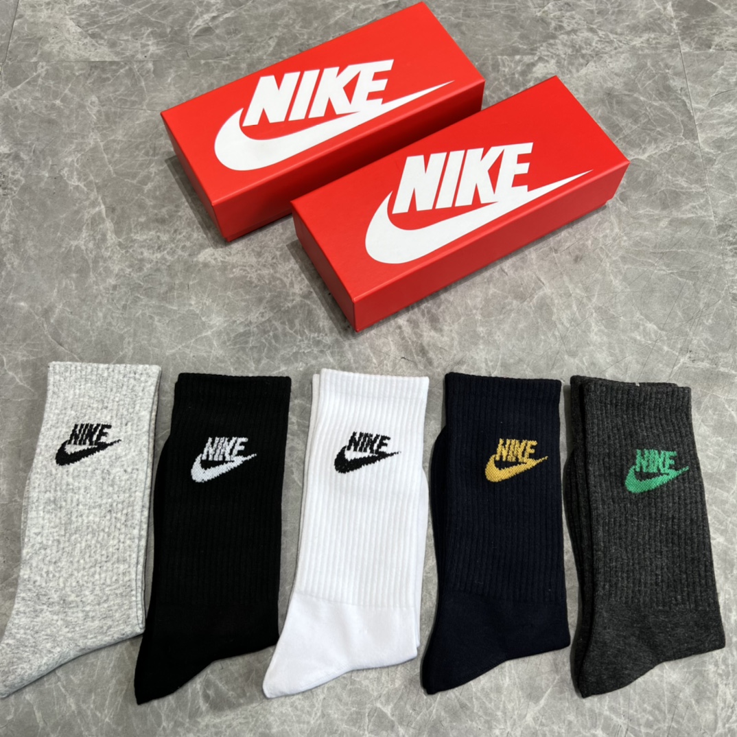 Nike Socks 5 pieces per box 01