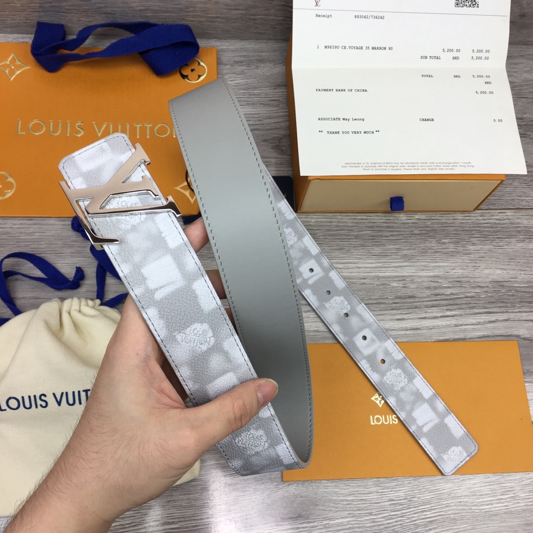 LV INITIALES 40MM REVERSIBLE BELT M0300Q