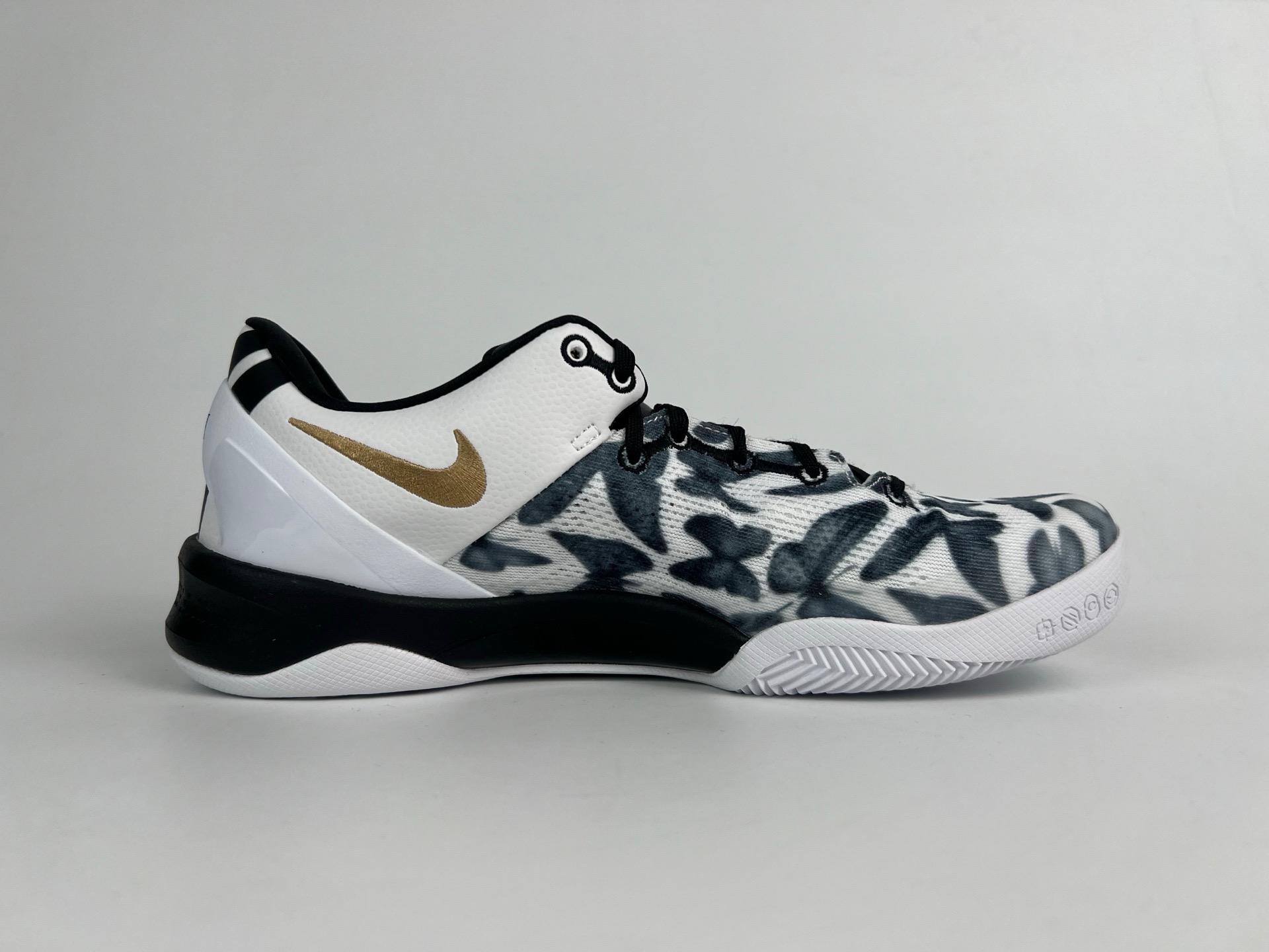 Nike Kobe 8 Protro "Mambacita" GIGI