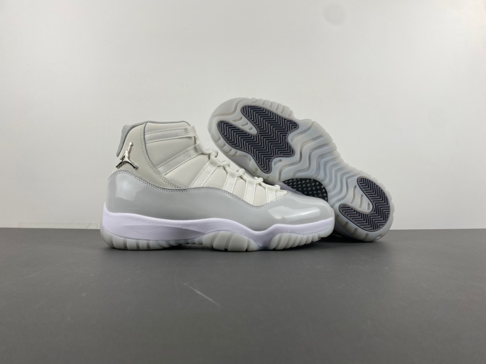 Air Jordan 11 Gray Silver AR0715-110