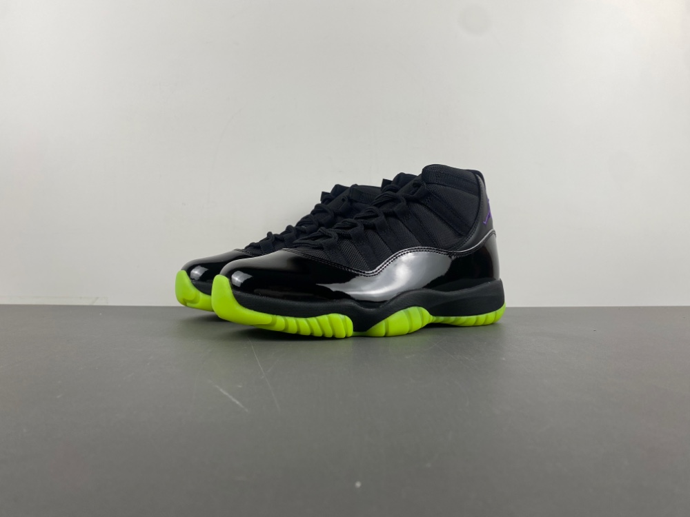 Air Jordan 11 Black fluorescent green CT8012-003