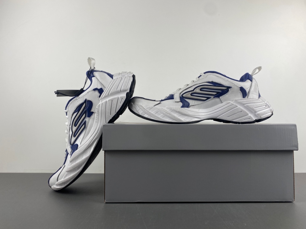 Balenciaga MONDAY 825418 WDWTS 4090