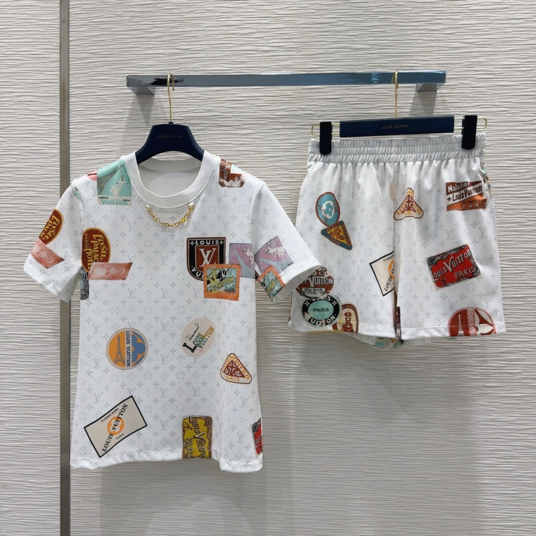 LV Clothes Women's set 271232