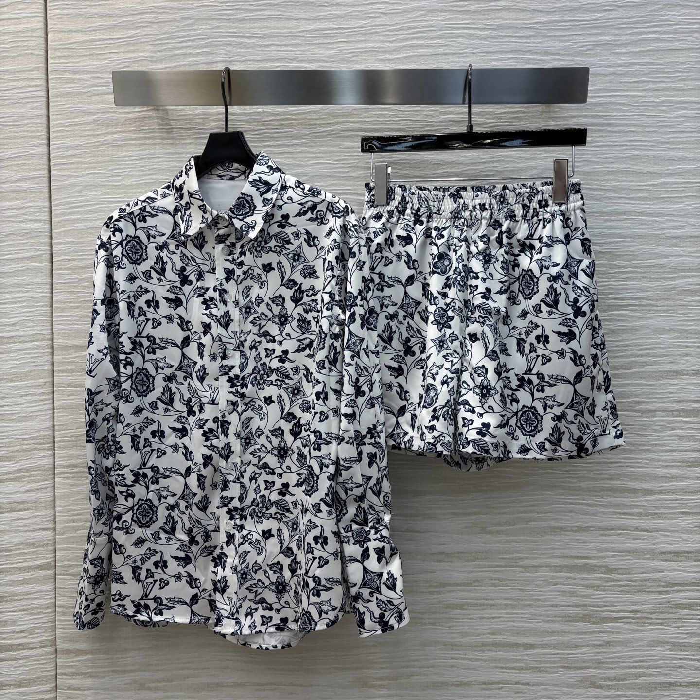 LV Clothes Women's set 301231