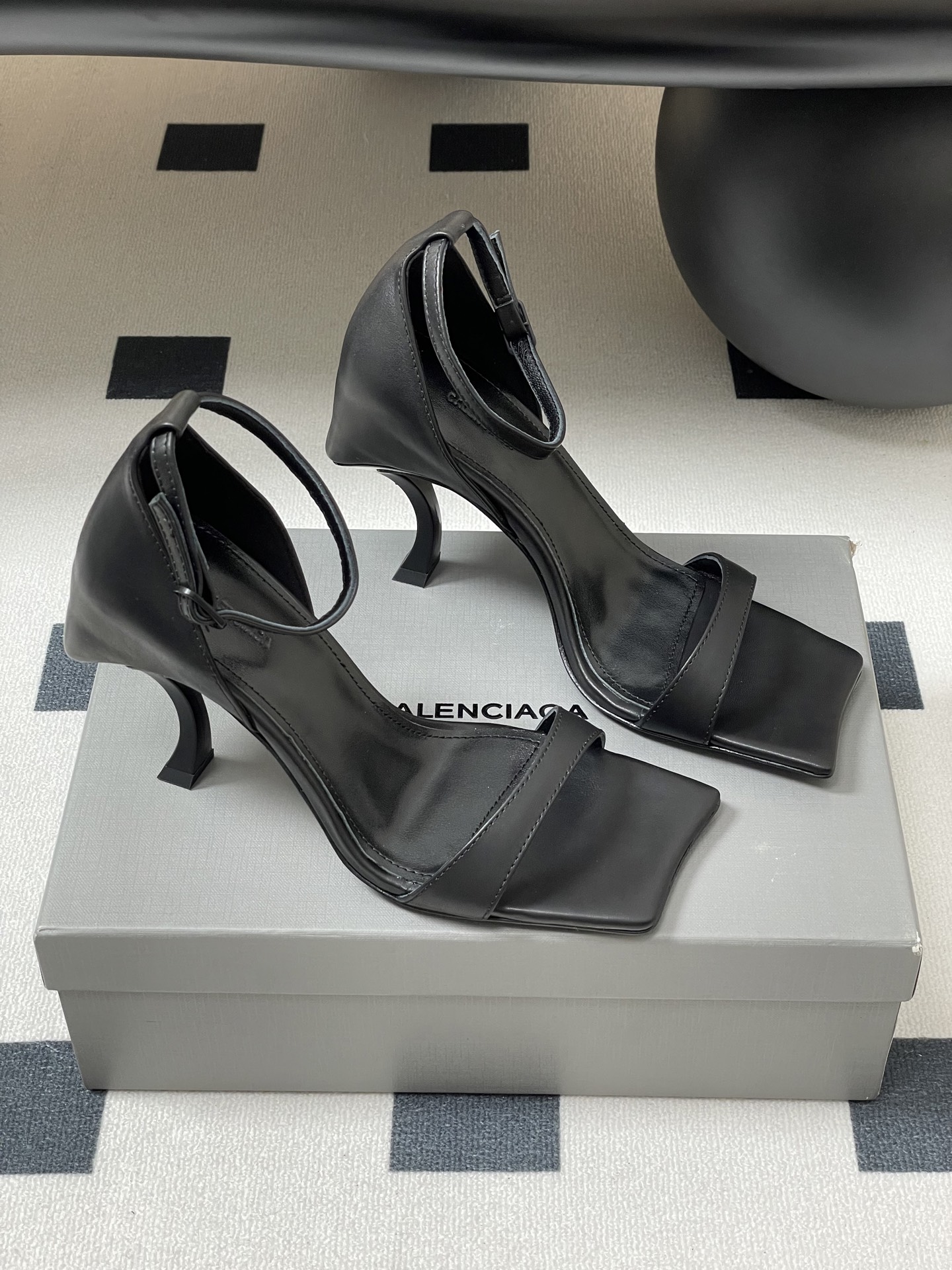 Balenciaga High heel Shoes 35123118