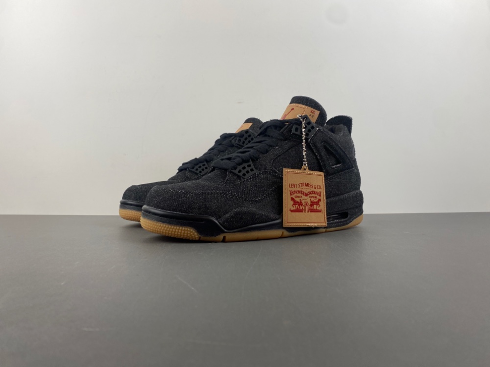 Air Jordan 4 Retro Levi's Black A02571-001