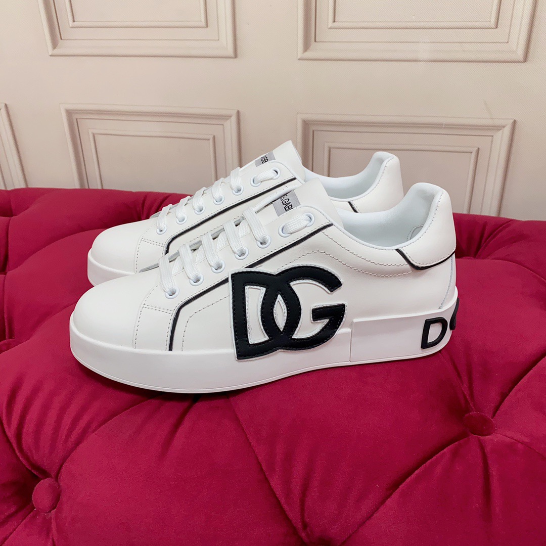 Dolce Gabbana white shoes