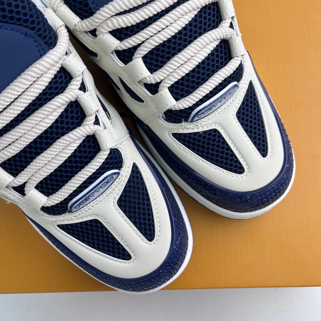 Louis Vuitto Skate blue shoes