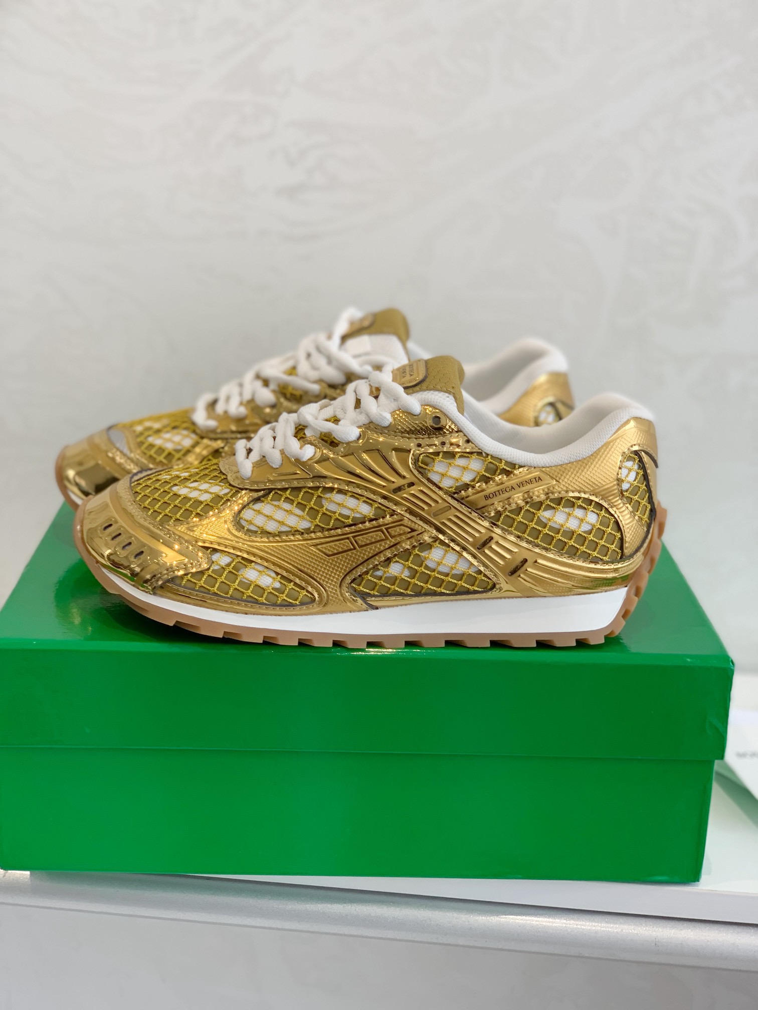 Bottega Veneta Orbit Star Anise BV gold 741357 v2X40 7043