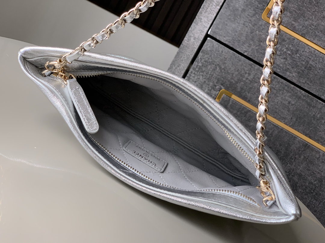 Channel silver bag 83123226 14x24x5cm