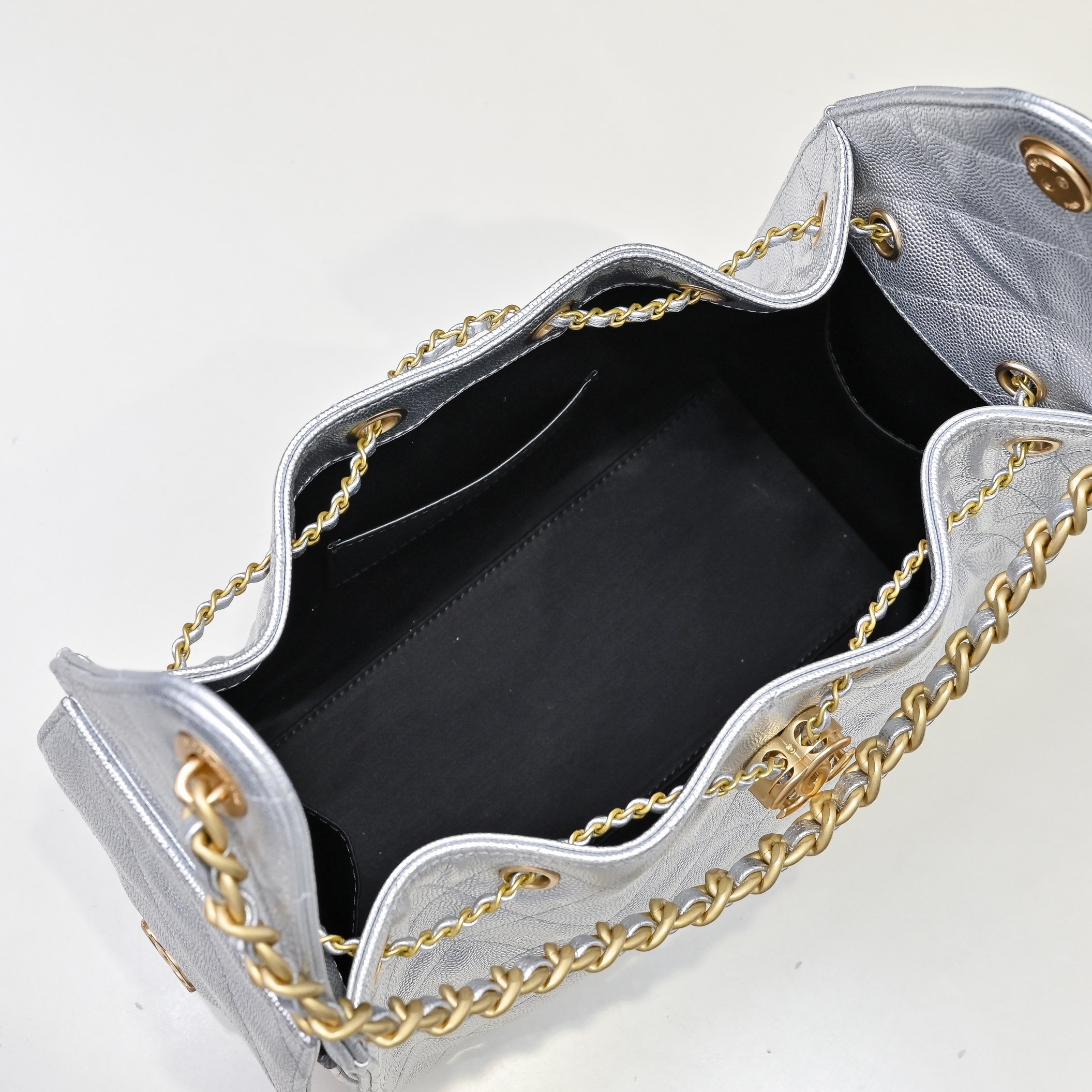 Channel silver bag 96123249 26x30x14cm