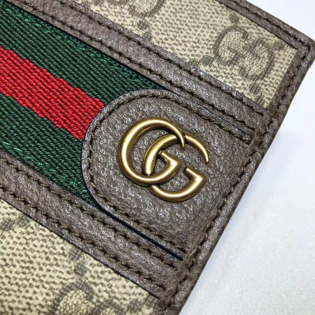 Gucci wallet 597609