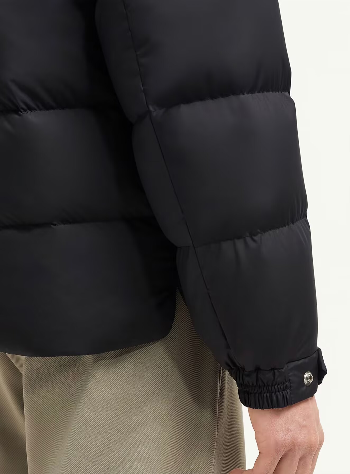 Moncler Cardere Hooded Short Down Jacket