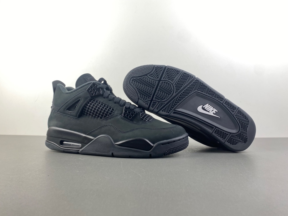 Air Jordan 4 “Black Cat” 2025 FV5029-010
