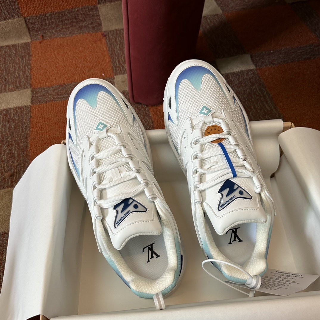 LV sneaker 2025011003