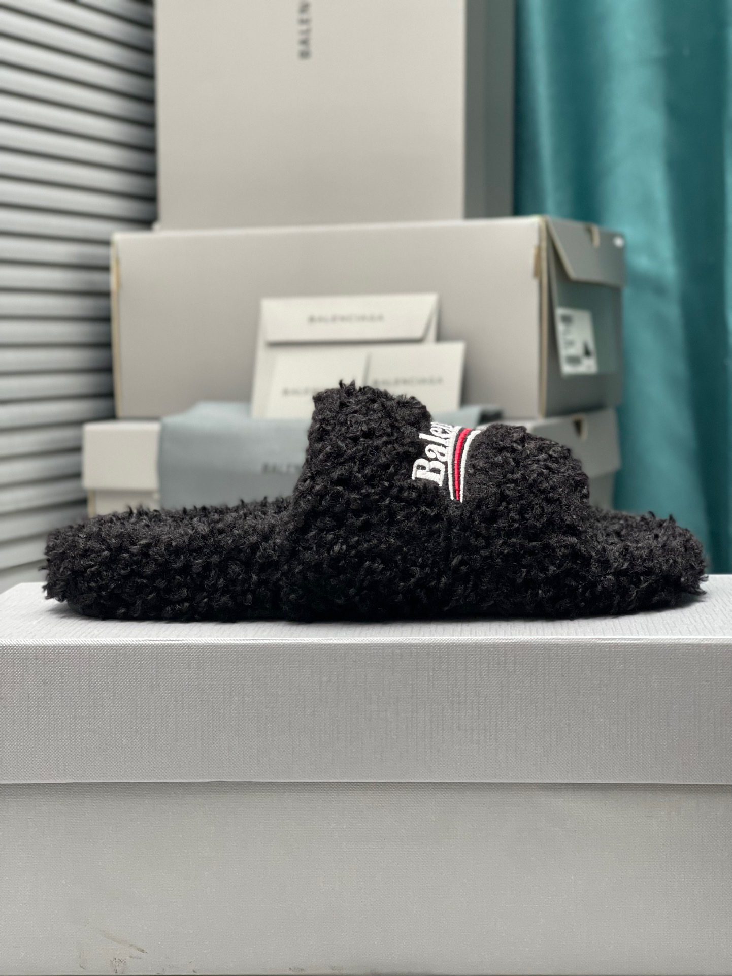 Balenciaga slides AZ17010153 D72