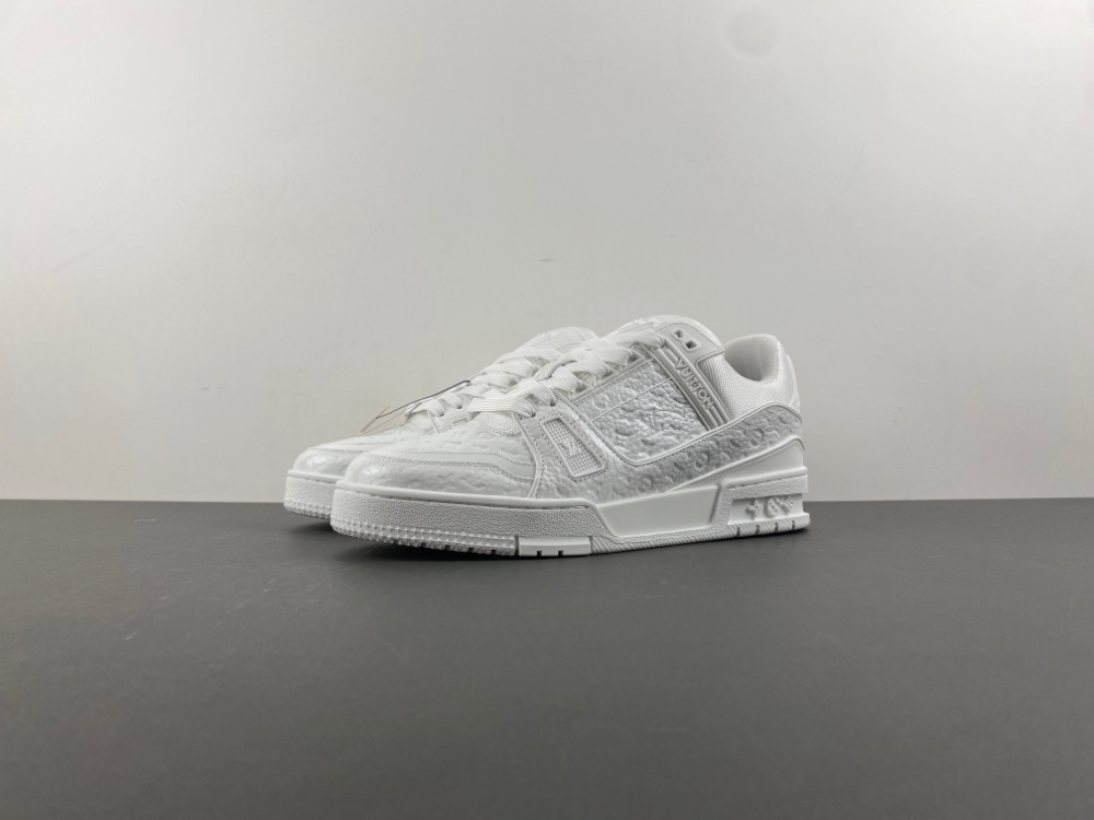Louis Vuitton LV trainer white