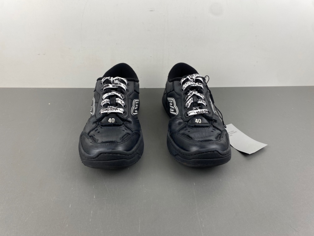 Balenciaga 18 Hamptons Worn-Out 841765 WCURB1000