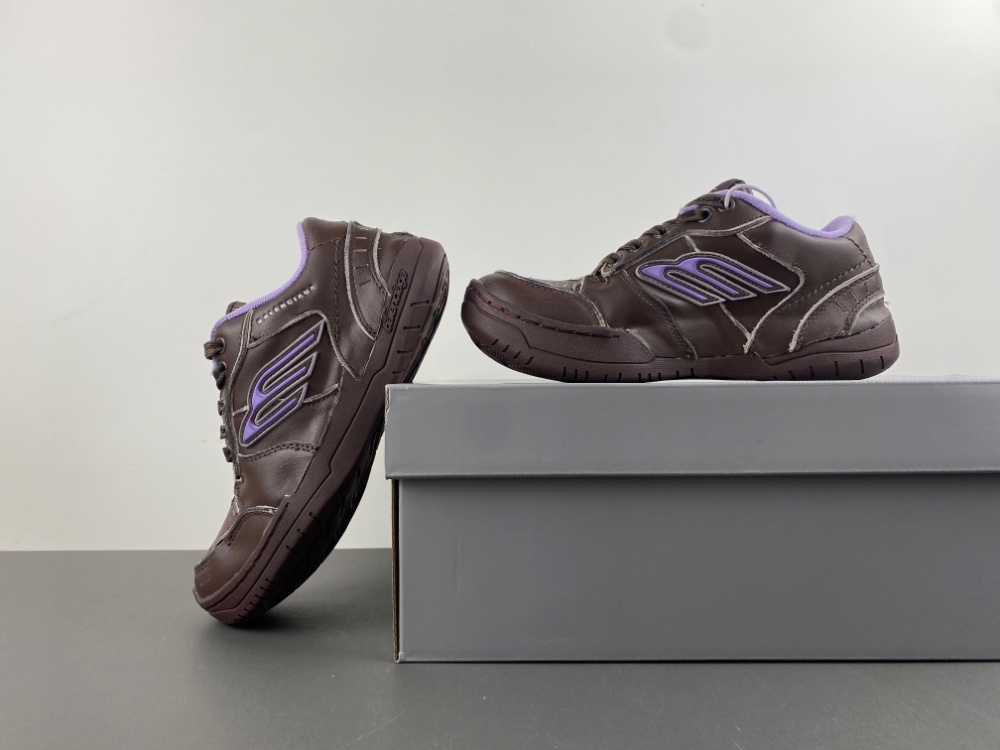 Balenciaga 18 Hamptons Worn-Out 841763 WCURS 2050