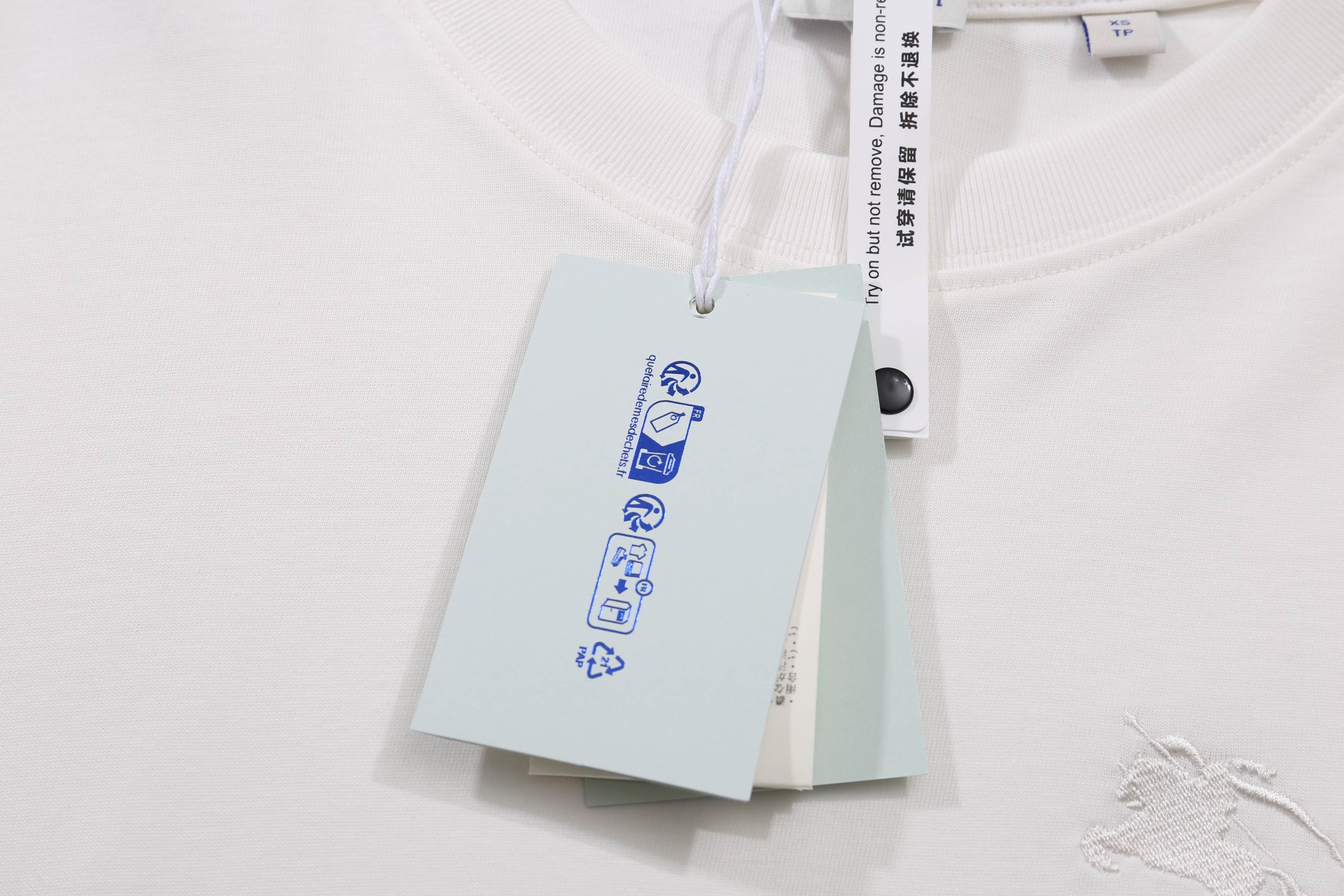 Burberry white t-shirt 01