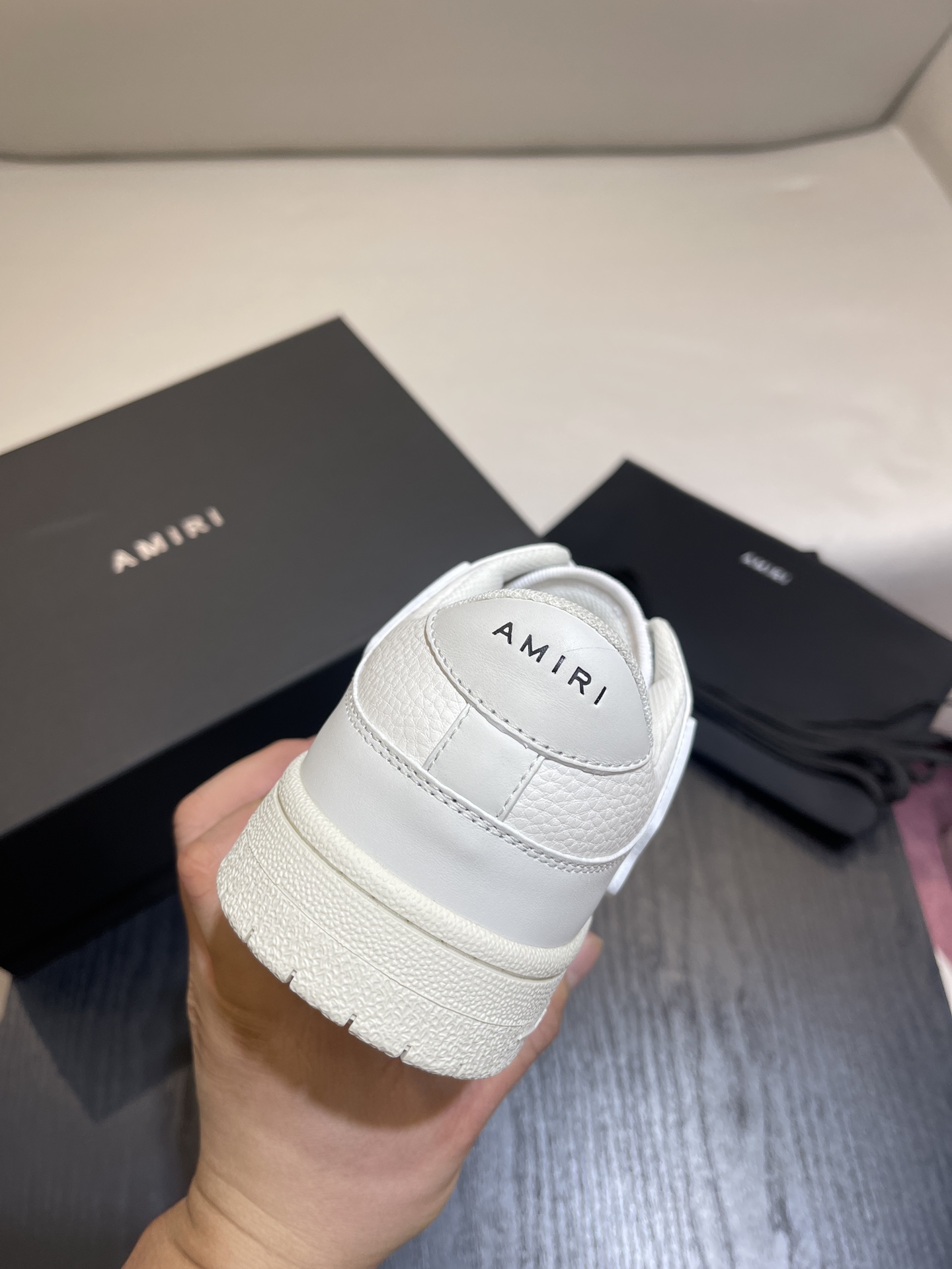 Amiri Skel Top Low White