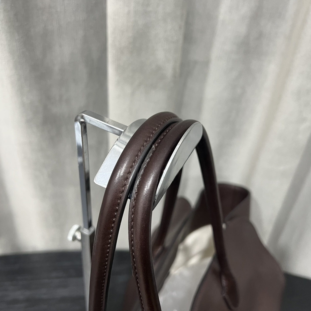 The row Marlo 17 43*30.5*16cm