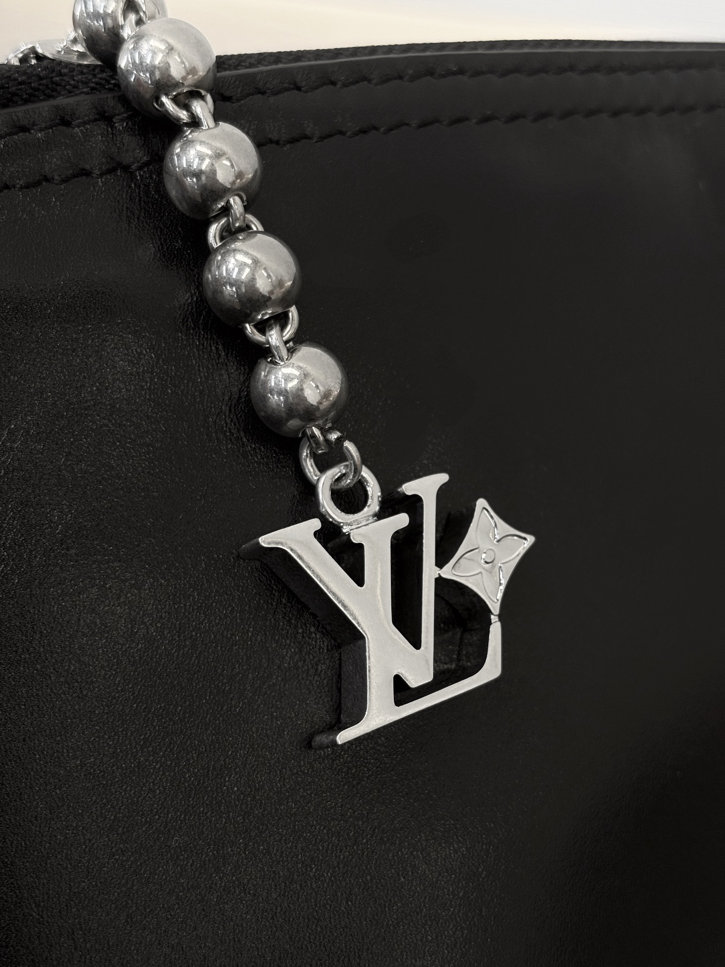 LV Vagabond Hobo 38*35*12CM