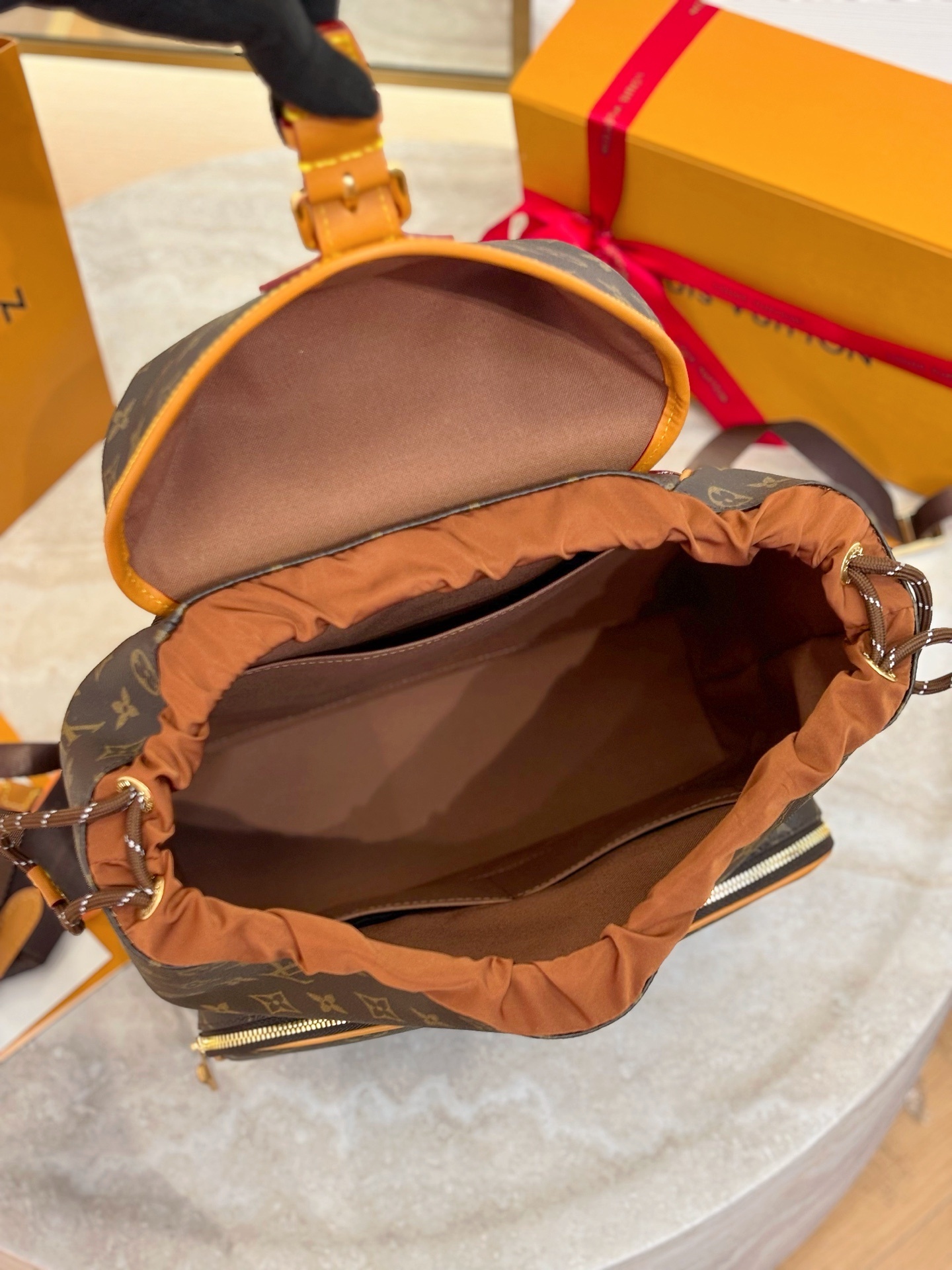 LV Crossbody bag 40*34*17CM